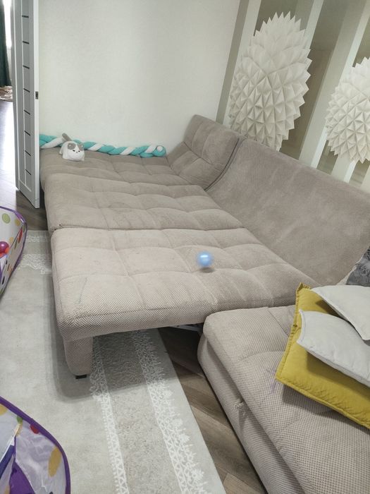 Продам диван с креслом