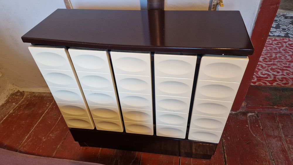 Vând convector pe gaz.stare foarte bună și foarte puțin folosit!