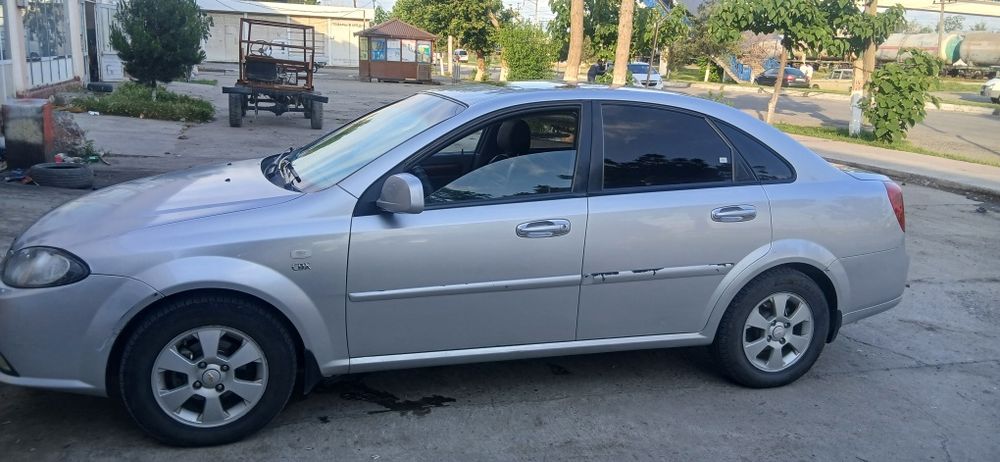 Chevrolet jentra 2016
