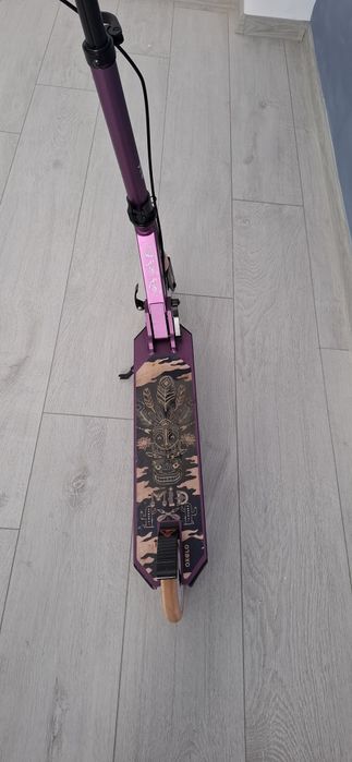 Trotinetă cu suspensii şi frână pe ghidon OXELO