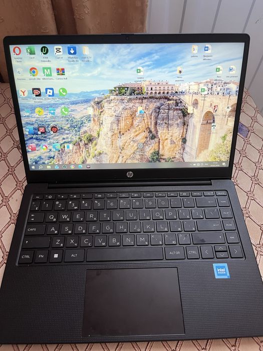 продам ноутбук 500 гб