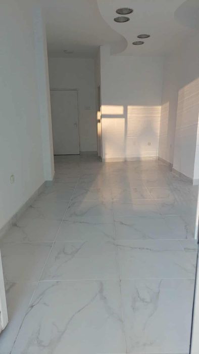 Магазин, под наем, Център