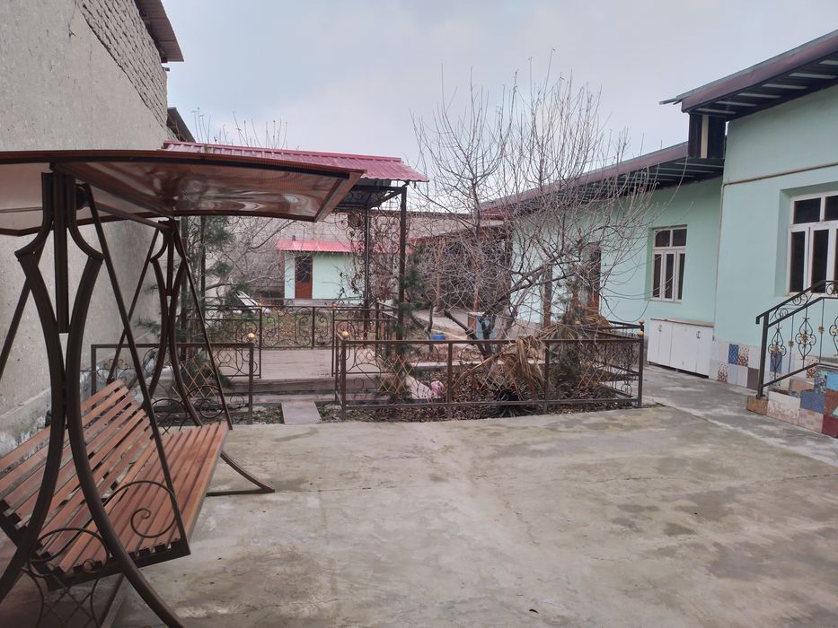 Уй 5 сотикли машина бозор йонида Навои вилояти Хатирчи тумани