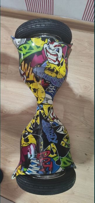 Продается гироскутер почти новый колеса 10 см