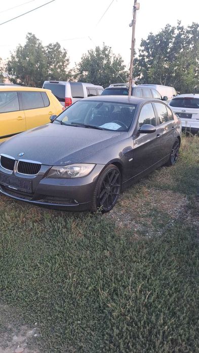 De vanzare BMW E90 320i