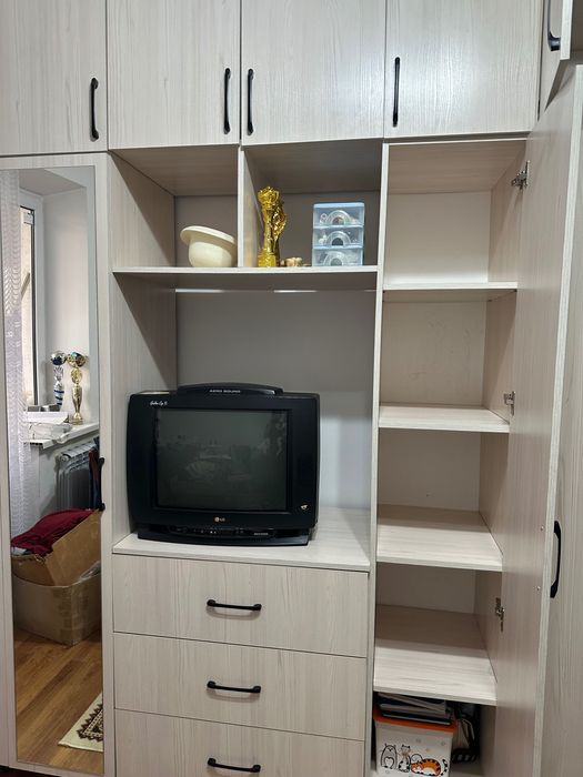 Шкаф в отличном состоянии