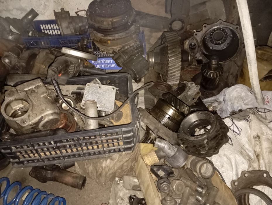 Запчасти КамАЗ ступица редуктор рессора
