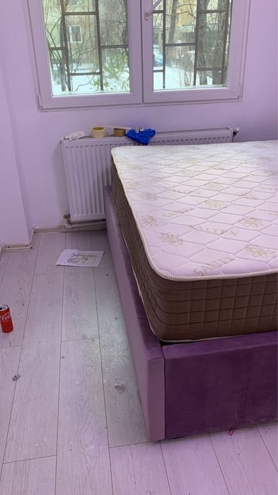 Pat tapitat + saltea 160x200