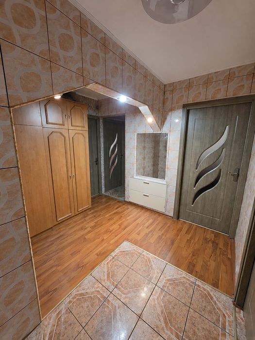 Apartament 3 camere !