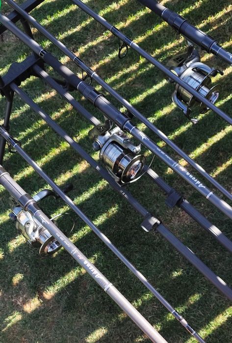 Set Complet Pescuit,3 Lansete 3,90m,3 Mulinete 8000,Rod Pod Echipat