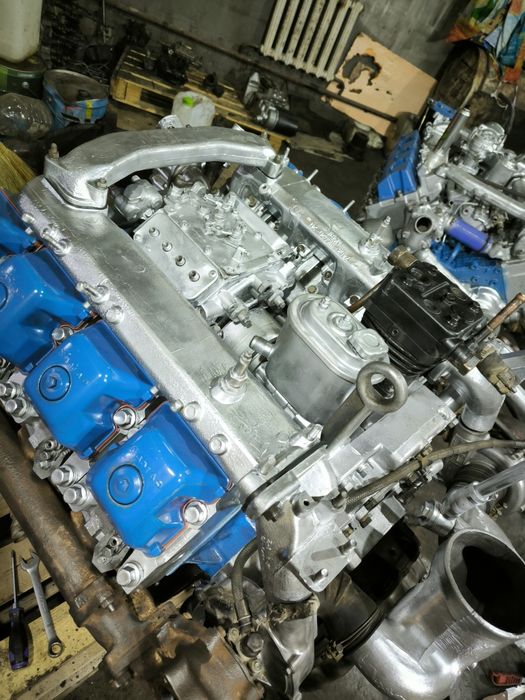 Двигатель на камаз с установкой.