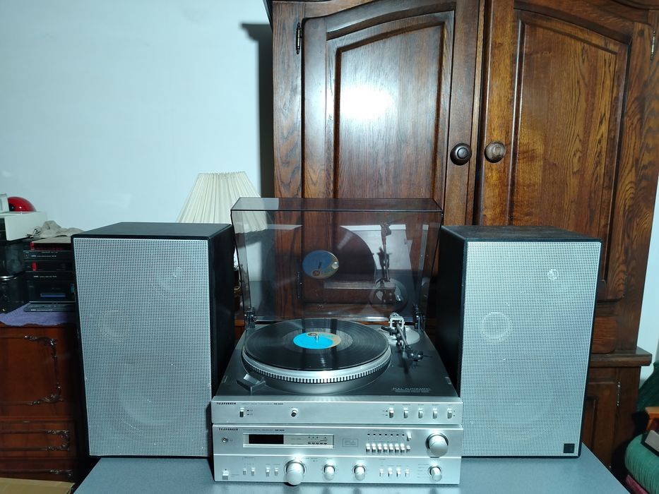 Amplificator amplituner si pickup