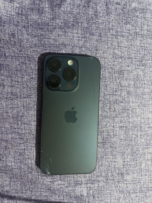 iPhone 15 Pro 128 GB Black Titanium