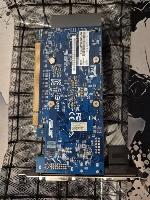 Продам ASUS GeForce GT 730 2GB GDDR5