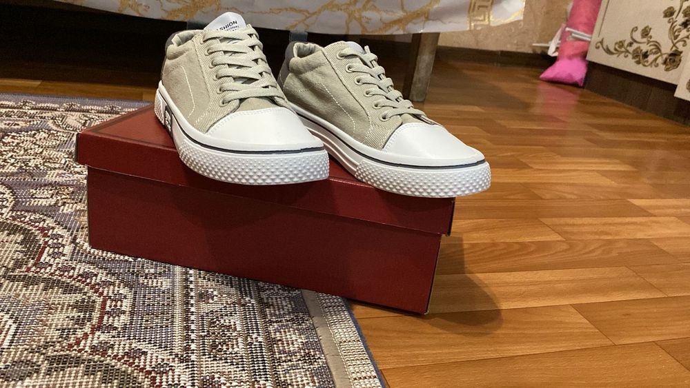 Красовка кеды новый