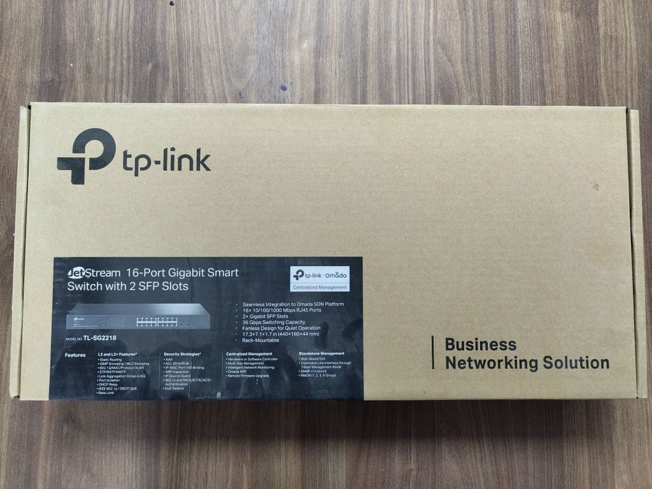 Коммутатор TP-LINK TL-SG2218