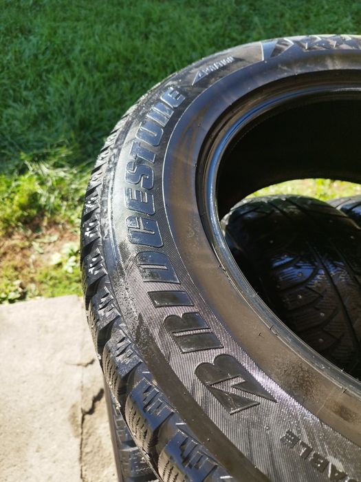 Продам резину зима Bridgestone
