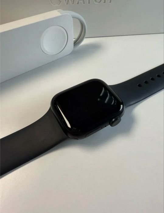 Apple Watch Series 8 41 мм