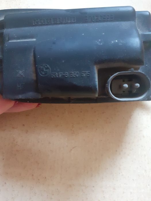 Продам  противотуманку  от БМВ