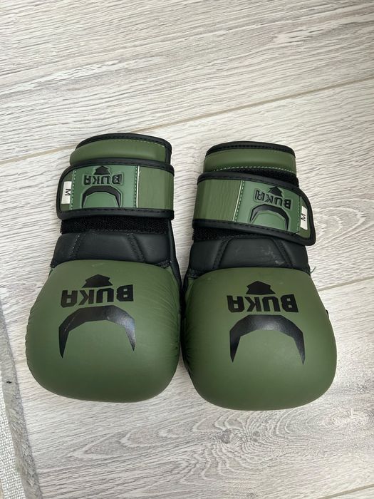 Перчатка(черепеха),шлем,футы для ног