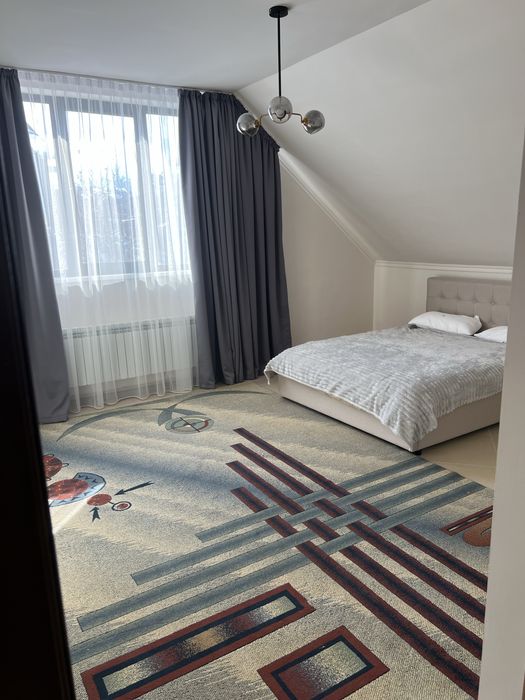 Сдается двухэтажный коттедж с сауной