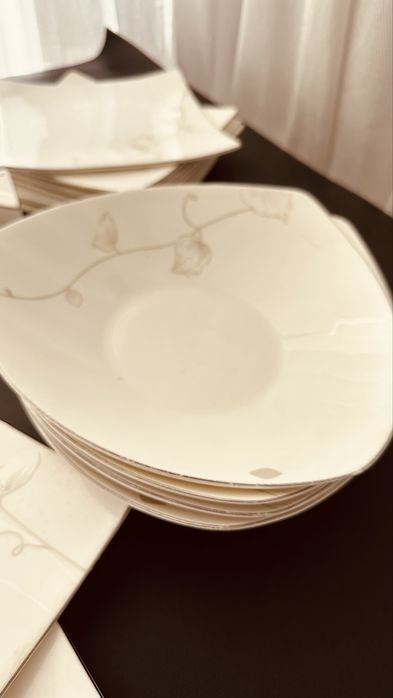 Столовый набор на 7 персон торг