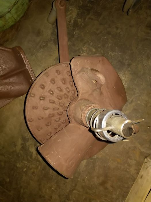 Rîșniță cereale, desfăcătoare porumb ,moara