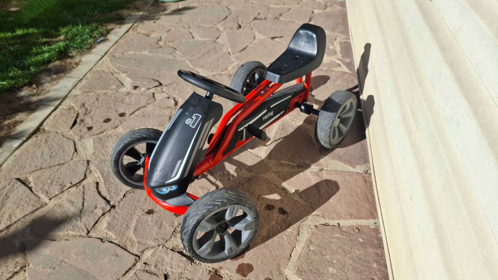 Детски картинг с педали