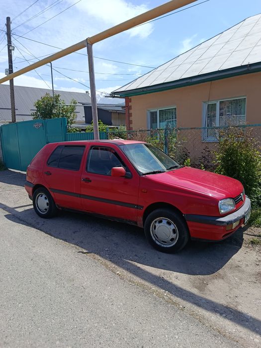 Volkswagen Golf 3 объем 1 8