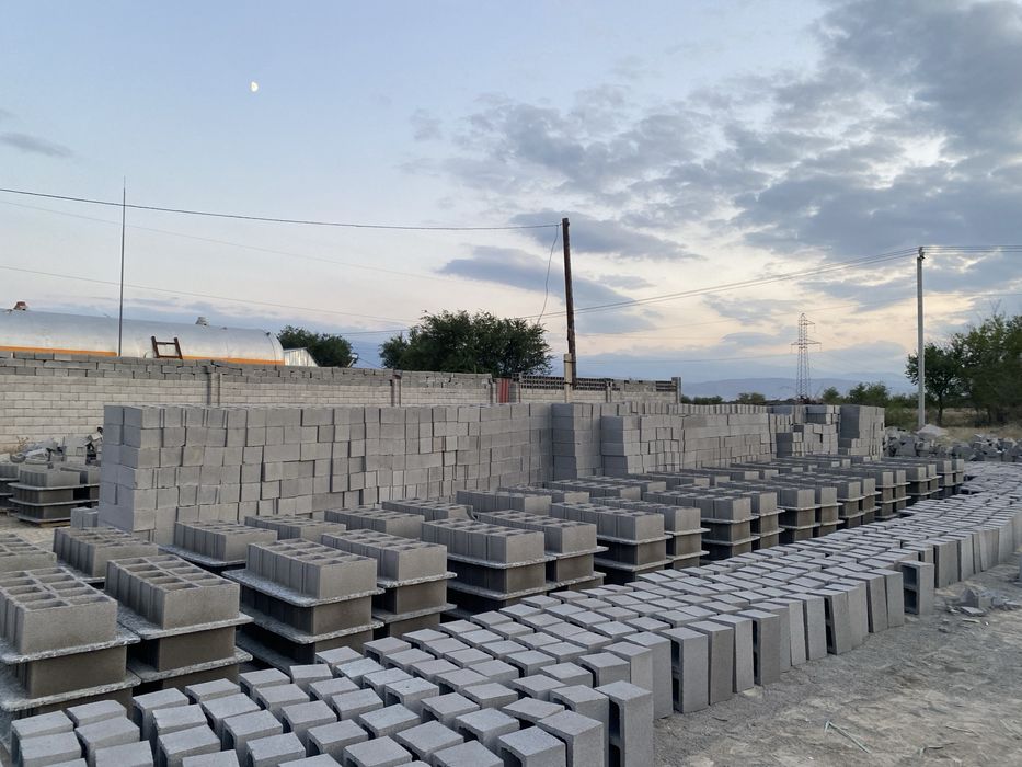 кірпіш сатылады