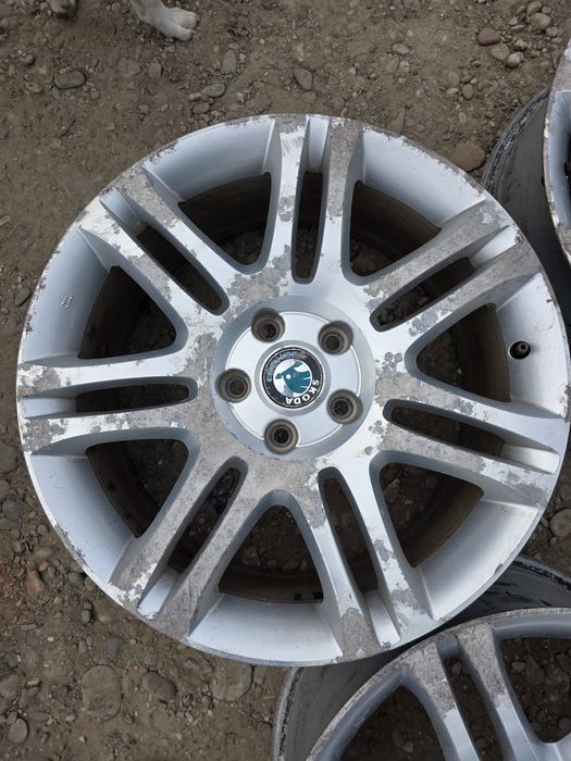 Jante aliaj skoda r18 j7.1/2 et 48