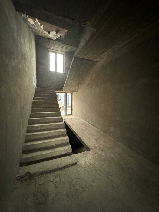 Аренда нежилого помещения 1200 м²