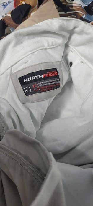 Costum de schi impecabil