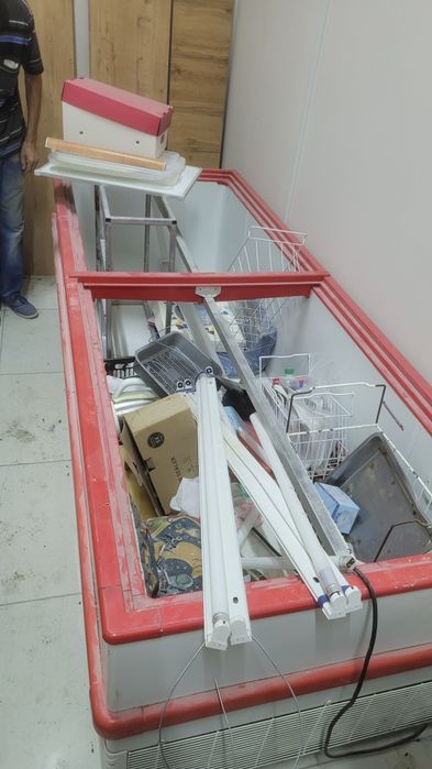 Продам морозильник