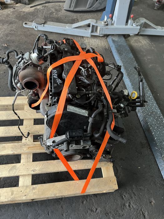 двигател crl 2.0tdi 150кс audi vw seat skoda
