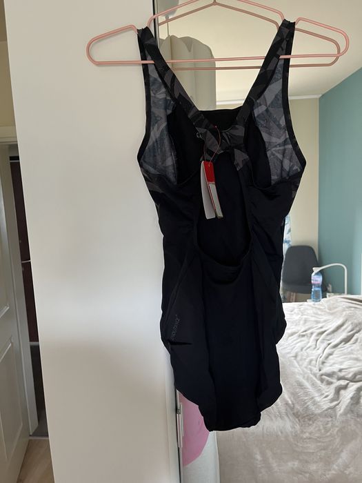 Speedy нов бански