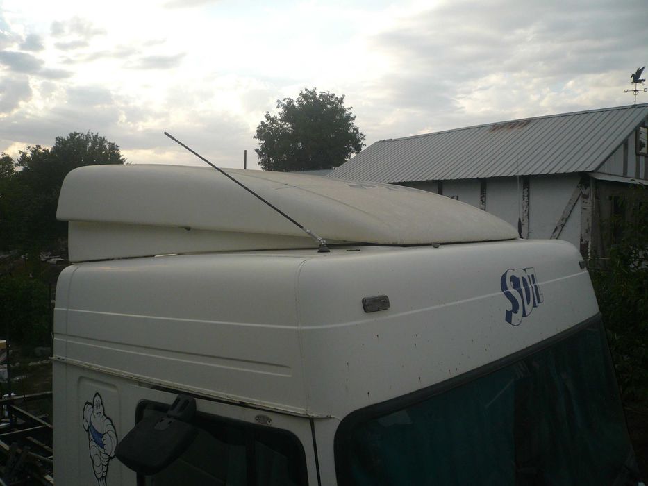 Обтекатель кабины,  ступица, супорт, краны DAF XF 95 переходка