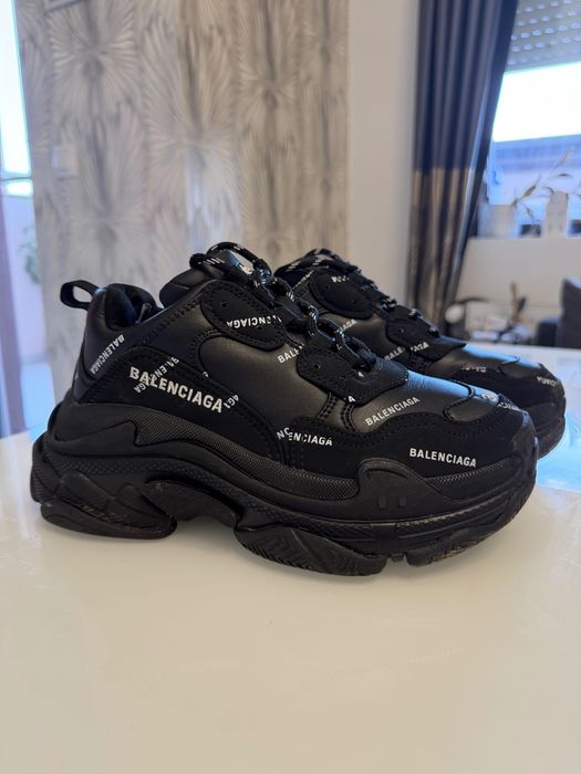 Обувки Balenciaga