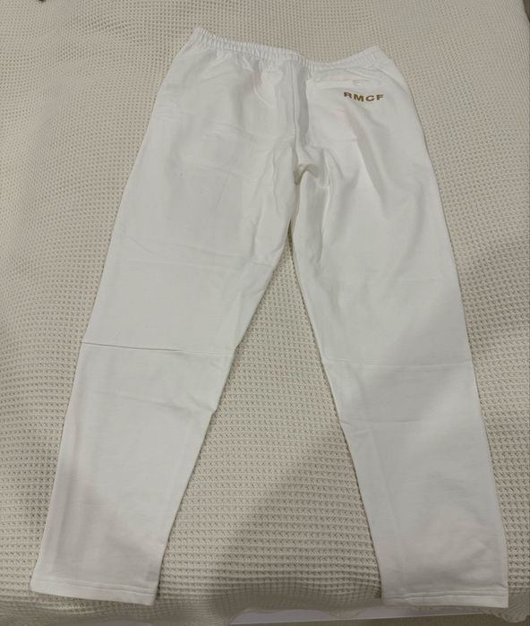 Нов дамски анцунг горнище и долнище на Реал Мадрид by Adiddas