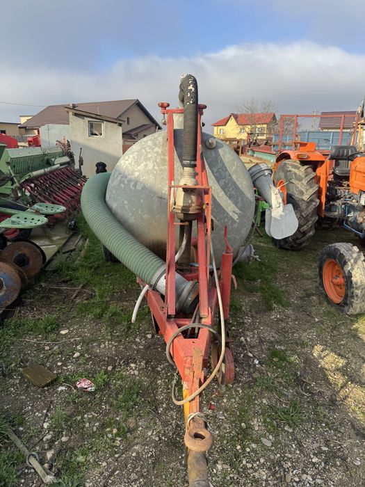 Vidanja,cisterna,3000 L cu pompa de vacuum