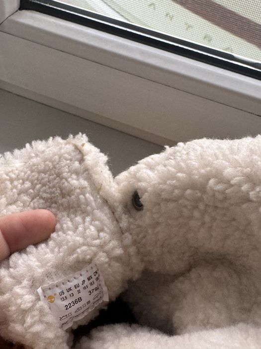 Есть разные сапоги от бренда Timberlend