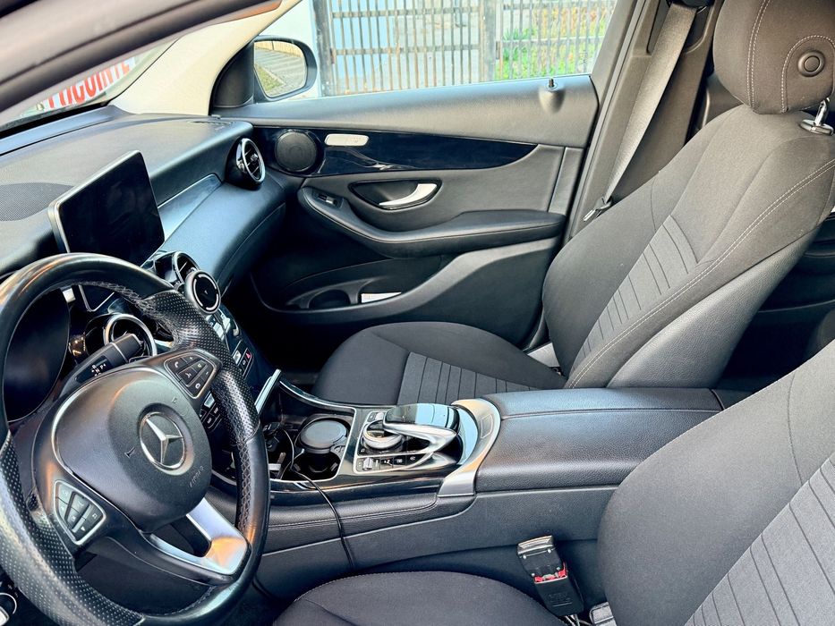 Mercedes-Benz GLC Vând Mercedes‑Benz GLC în stare excelentă, mașină personală, deținută