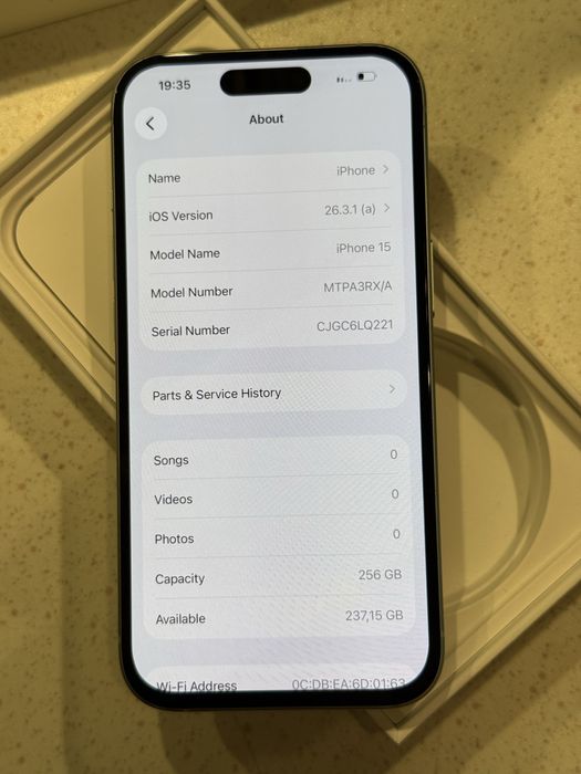 iPhone 15 256GB Green – Като НОВ, 100% Батерия!