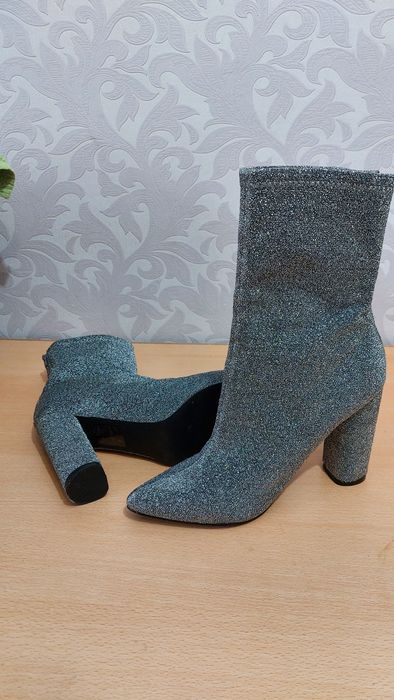 Сапожки нарядные