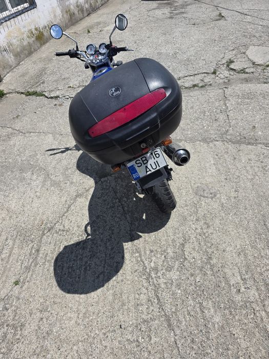 Motocicleta Kawasaki Zr 750