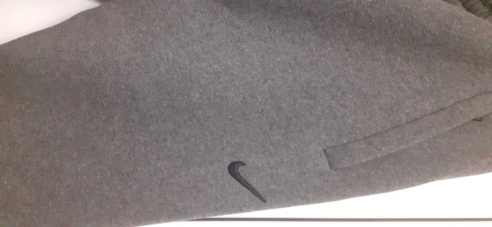 Мъжки ватирани спортни панталони на Найк