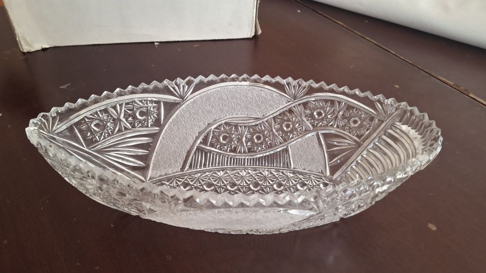 Хрустальная ваза