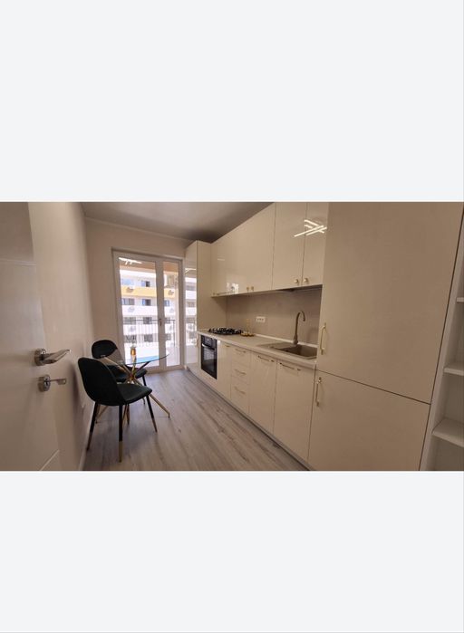 Studio 2 camere la 5 minute de metrou