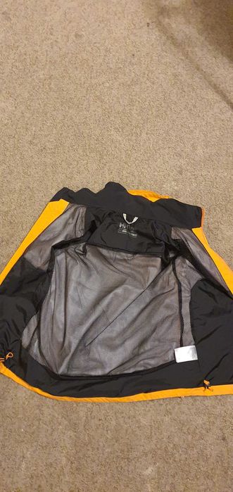 Geaca de toamna windstopper Helly Hansen marimea 164 copii