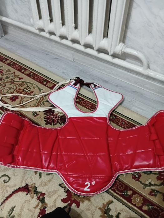Продам экипировку и шлем